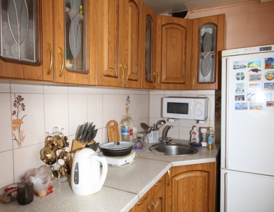 Город североморск гвардейская 5. Спальня североморск. Объявление на авито о газ 21 что писать. Квартира в североморске кухня. Североморск кирова 5 планировка.